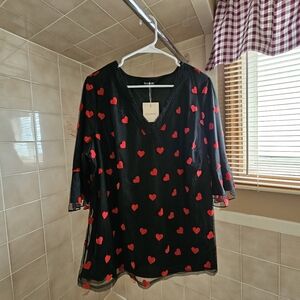 Bloomchic Black Blouse with Red Heart Pattern Size XL 14-16  NWT
